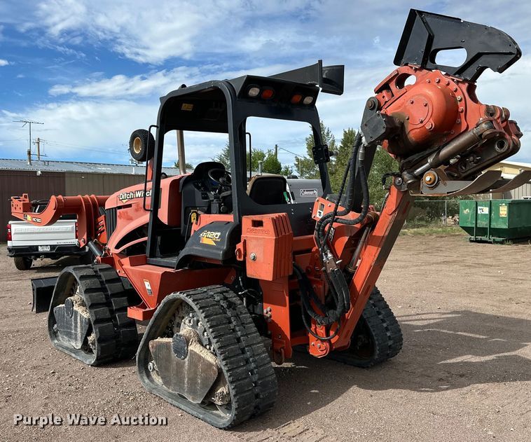 image for item DG4492 2014 Ditch Witch RT120 Quad vibratory cable plow