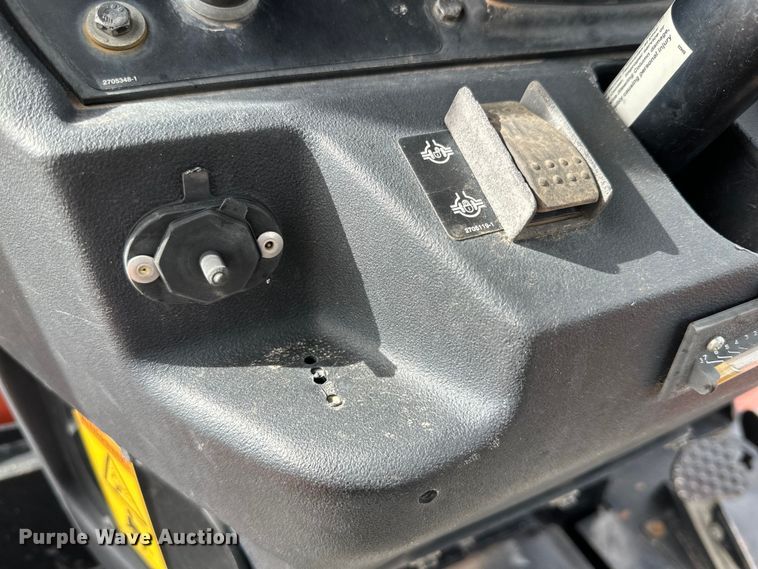 image for item DG4492 2014 Ditch Witch RT120 Quad vibratory cable plow