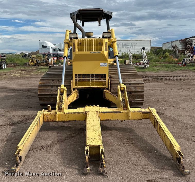 image for item DG4497 1999 Komatsu D65PX-12 dozer
