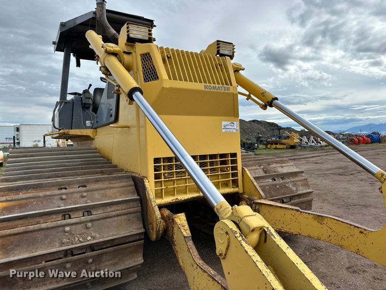 image for item DG4497 1999 Komatsu D65PX-12 dozer