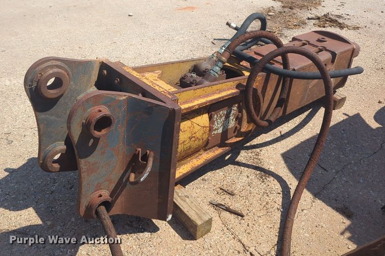 image for item DL1052 Excavator breaker