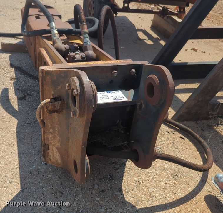 image for item DL1052 Excavator breaker