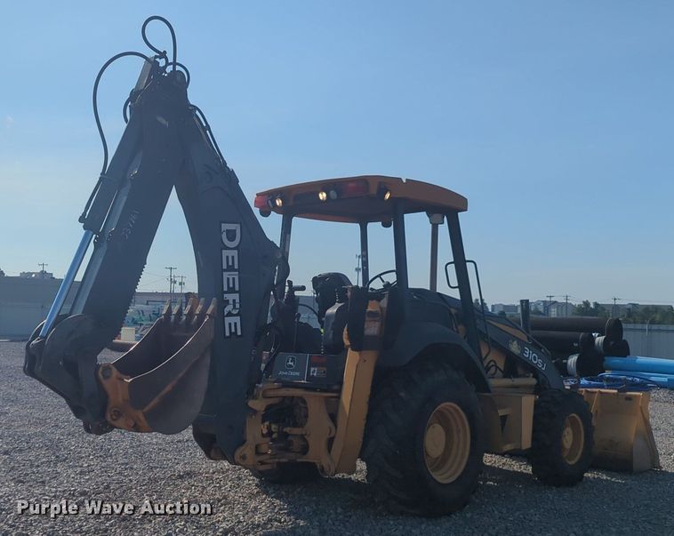 image for item DL1070 2011 John Deere  310SJ backhoe