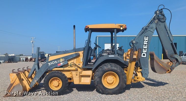 image for item DL1070 2011 John Deere  310SJ backhoe