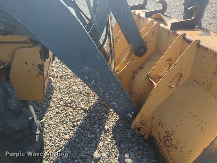 image for item DL1070 2011 John Deere  310SJ backhoe