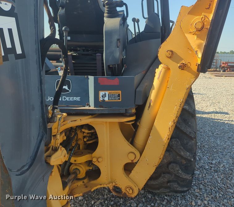 image for item DL1070 2011 John Deere  310SJ backhoe