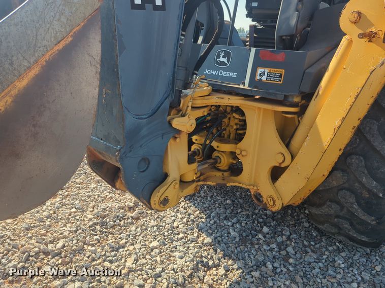 image for item DL1070 2011 John Deere  310SJ backhoe