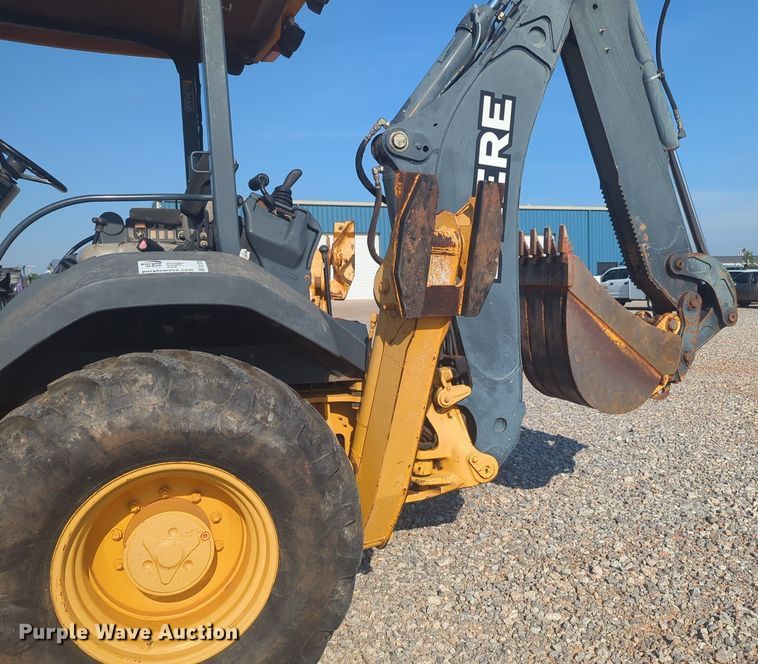 image for item DL1070 2011 John Deere  310SJ backhoe