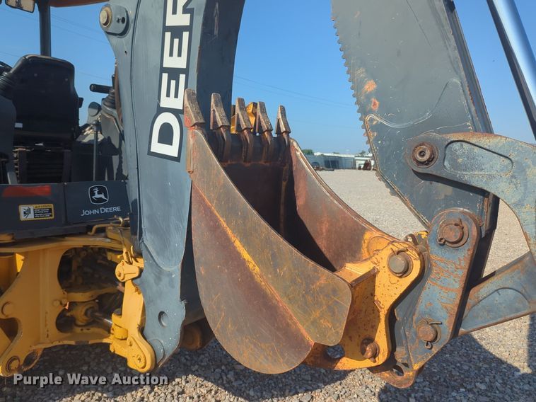 image for item DL1070 2011 John Deere  310SJ backhoe