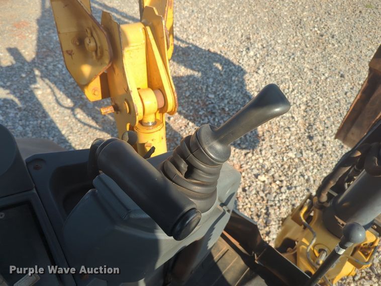 image for item DL1070 2011 John Deere  310SJ backhoe