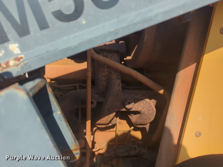 image for item DL1070 2011 John Deere  310SJ backhoe