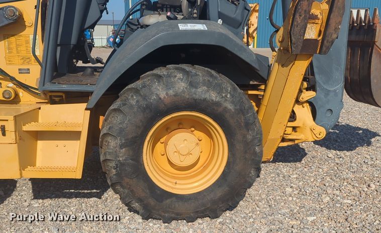 image for item DL1070 2011 John Deere  310SJ backhoe