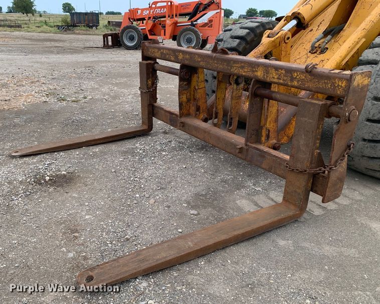 image for item DM1773 1981 John Deere 644B wheel loader