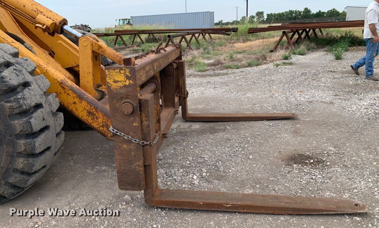 image for item DM1773 1981 John Deere 644B wheel loader