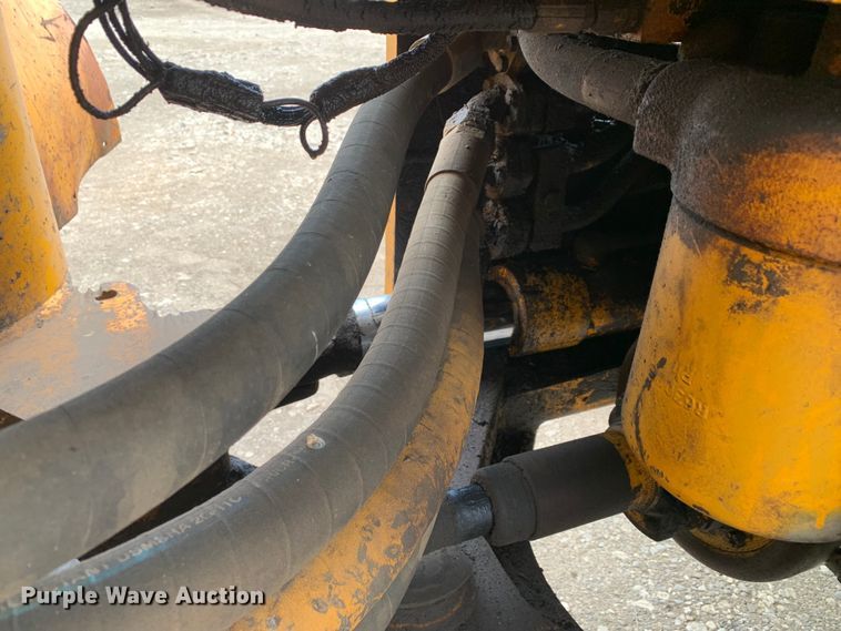 image for item DM1773 1981 John Deere 644B wheel loader