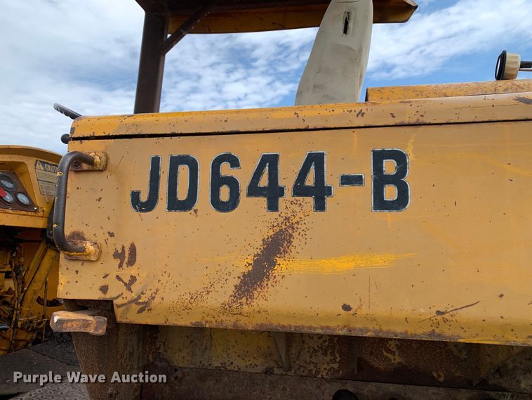 image for item DM1773 1981 John Deere 644B wheel loader