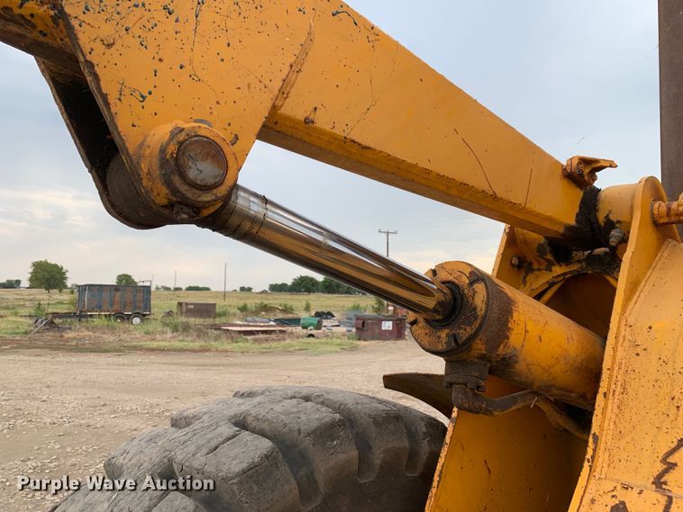 image for item DM1773 1981 John Deere 644B wheel loader
