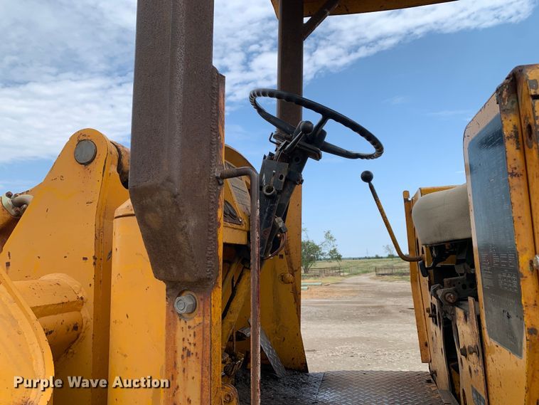 image for item DM1773 1981 John Deere 644B wheel loader