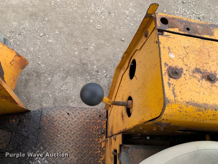 image for item DM1773 1981 John Deere 644B wheel loader