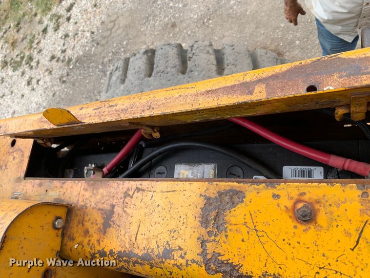 image for item DM1773 1981 John Deere 644B wheel loader