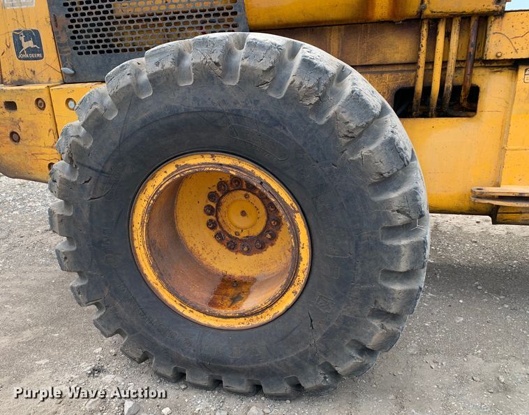 image for item DM1773 1981 John Deere 644B wheel loader
