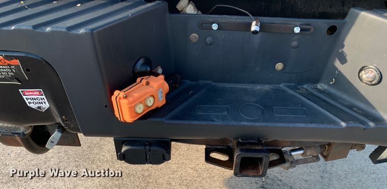 image for item DM1775 2011 Ford F350 Super Duty XL SuperCab pickup truck