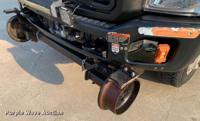 image for item DM1775 2011 Ford F350 Super Duty XL SuperCab pickup truck