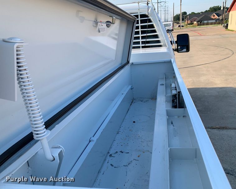 image for item DM1775 2011 Ford F350 Super Duty XL SuperCab pickup truck