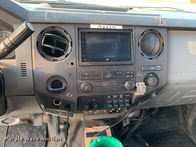 image for item DM1775 2011 Ford F350 Super Duty XL SuperCab pickup truck