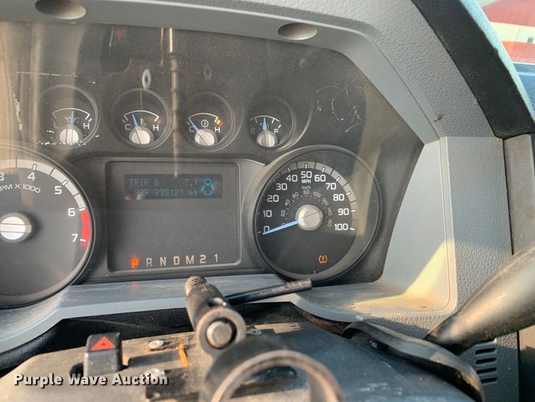 image for item DM1775 2011 Ford F350 Super Duty XL SuperCab pickup truck