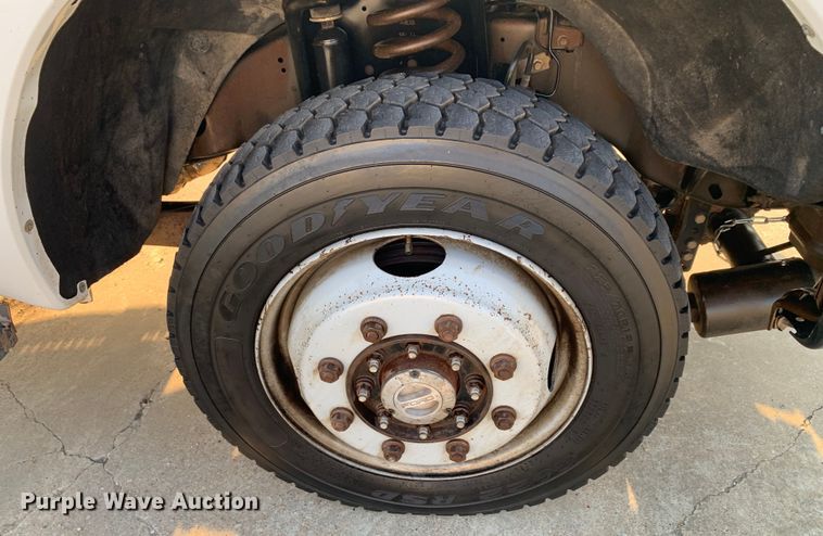 image for item DM1775 2011 Ford F350 Super Duty XL SuperCab pickup truck