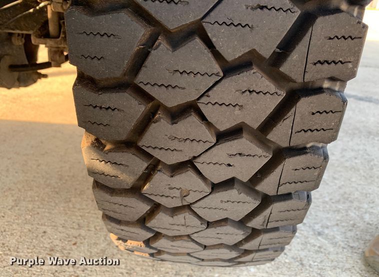 image for item DM1775 2011 Ford F350 Super Duty XL SuperCab pickup truck