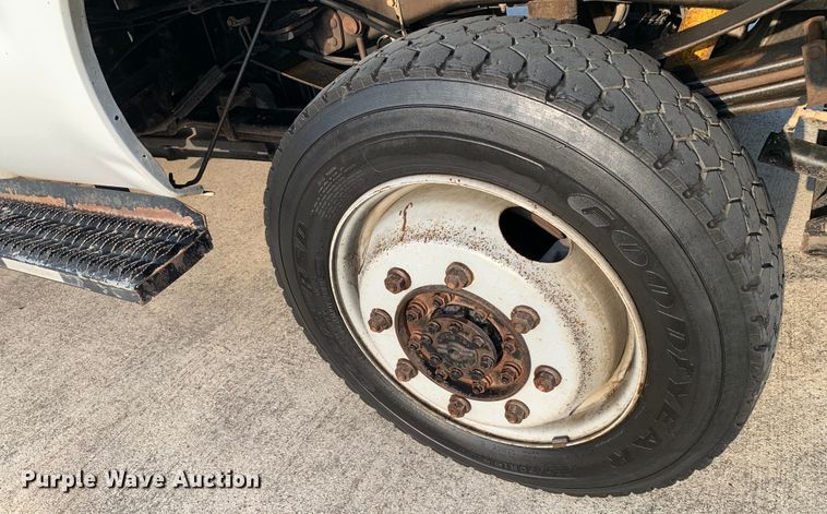 image for item DM1775 2011 Ford F350 Super Duty XL SuperCab pickup truck