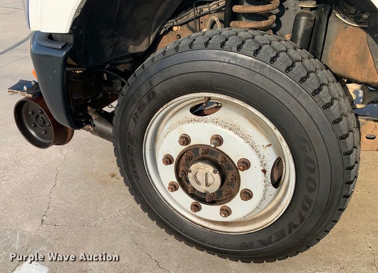 image for item DM1775 2011 Ford F350 Super Duty XL SuperCab pickup truck