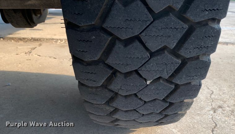 image for item DM1775 2011 Ford F350 Super Duty XL SuperCab pickup truck