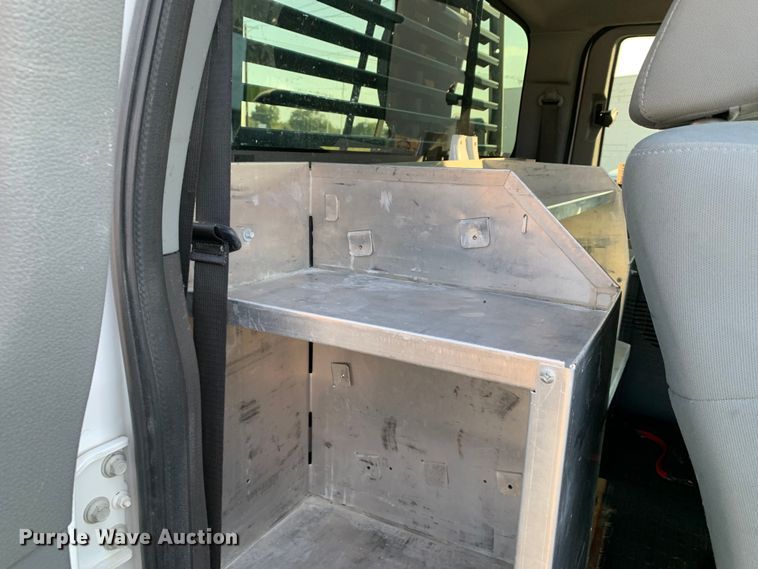 image for item DM1776 2011 Ford  F350 Super Duty XL SuperCab pickup truck