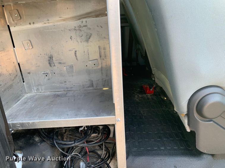 image for item DM1776 2011 Ford  F350 Super Duty XL SuperCab pickup truck