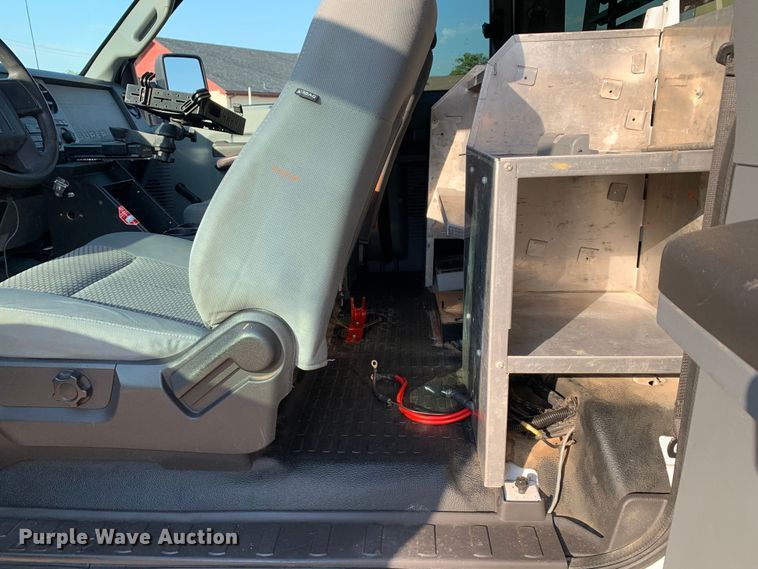 image for item DM1776 2011 Ford  F350 Super Duty XL SuperCab pickup truck