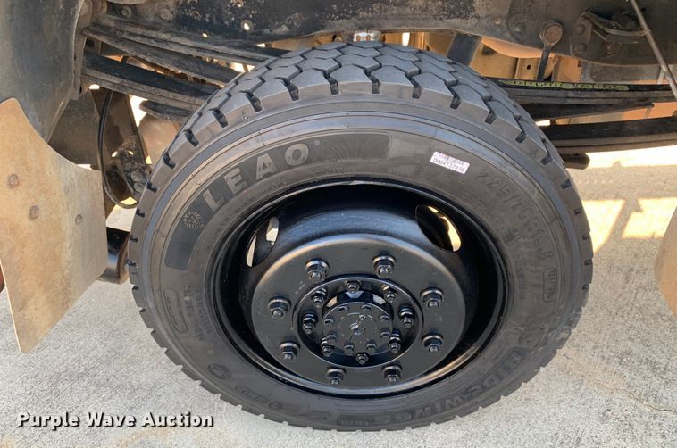 image for item DM1776 2011 Ford  F350 Super Duty XL SuperCab pickup truck