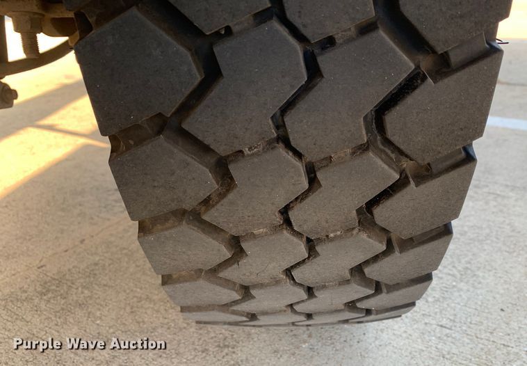 image for item DM1776 2011 Ford  F350 Super Duty XL SuperCab pickup truck