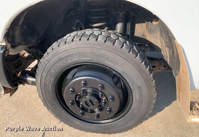 image for item DM1776 2011 Ford  F350 Super Duty XL SuperCab pickup truck