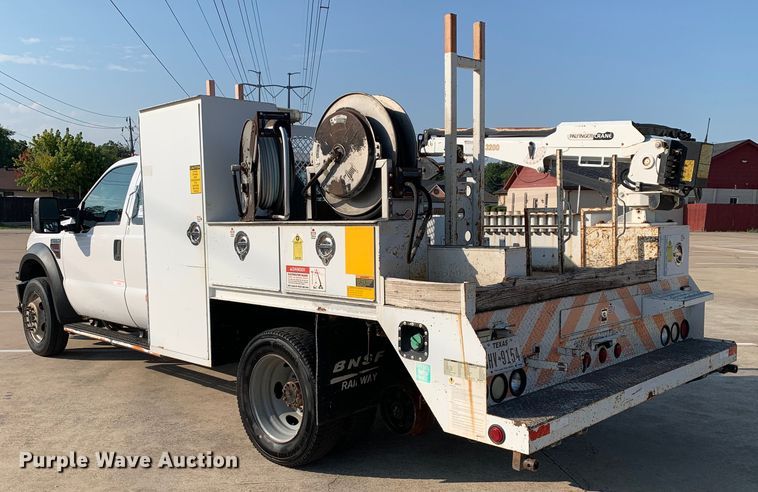 image for item DM1777 2010 Ford F550 Super Duty XL SuperCab utility / service truck