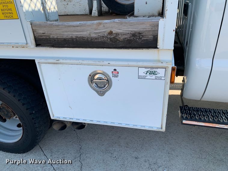 image for item DM1777 2010 Ford F550 Super Duty XL SuperCab utility / service truck