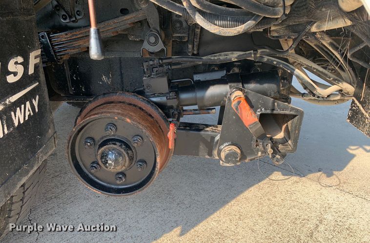 image for item DM1777 2010 Ford F550 Super Duty XL SuperCab utility / service truck