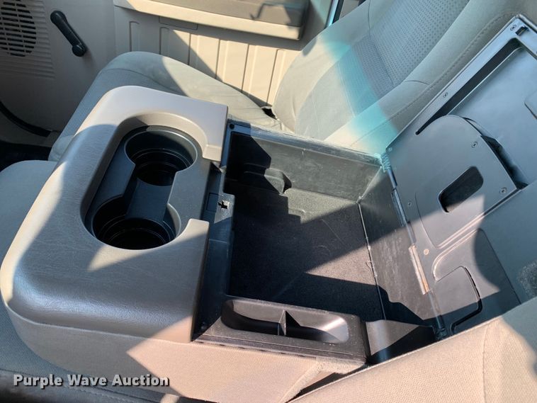 image for item DM1777 2010 Ford F550 Super Duty XL SuperCab utility / service truck