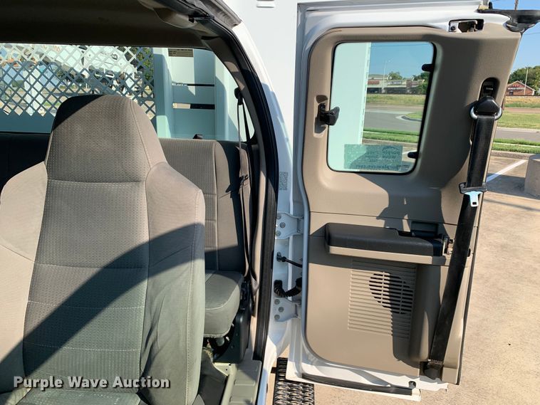 image for item DM1777 2010 Ford F550 Super Duty XL SuperCab utility / service truck