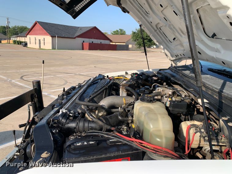 image for item DM1777 2010 Ford F550 Super Duty XL SuperCab utility / service truck