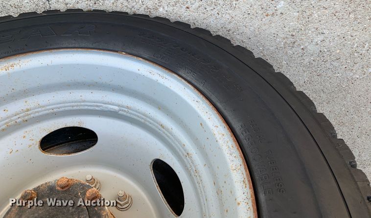 image for item DM1777 2010 Ford F550 Super Duty XL SuperCab utility / service truck