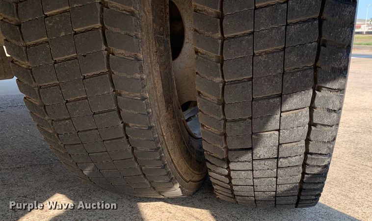 image for item DM1777 2010 Ford F550 Super Duty XL SuperCab utility / service truck