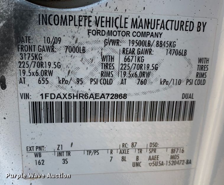 image for item DM1777 2010 Ford F550 Super Duty XL SuperCab utility / service truck